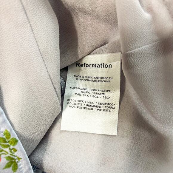 NWOT Reformation Lux Off-Shoulder Floral 100% Silk Top Size 2 Lilac Print - Picture 6 of 9